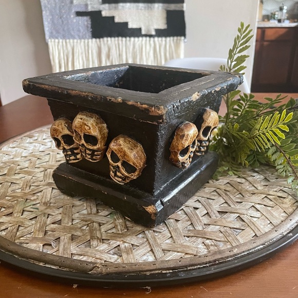 Other - Distressed Wooden Skull Box